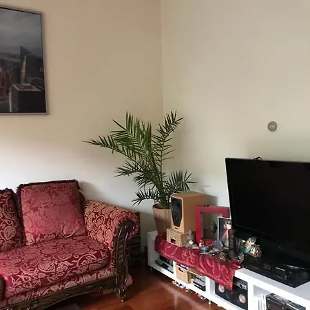 Great House For Two In Couette-café
